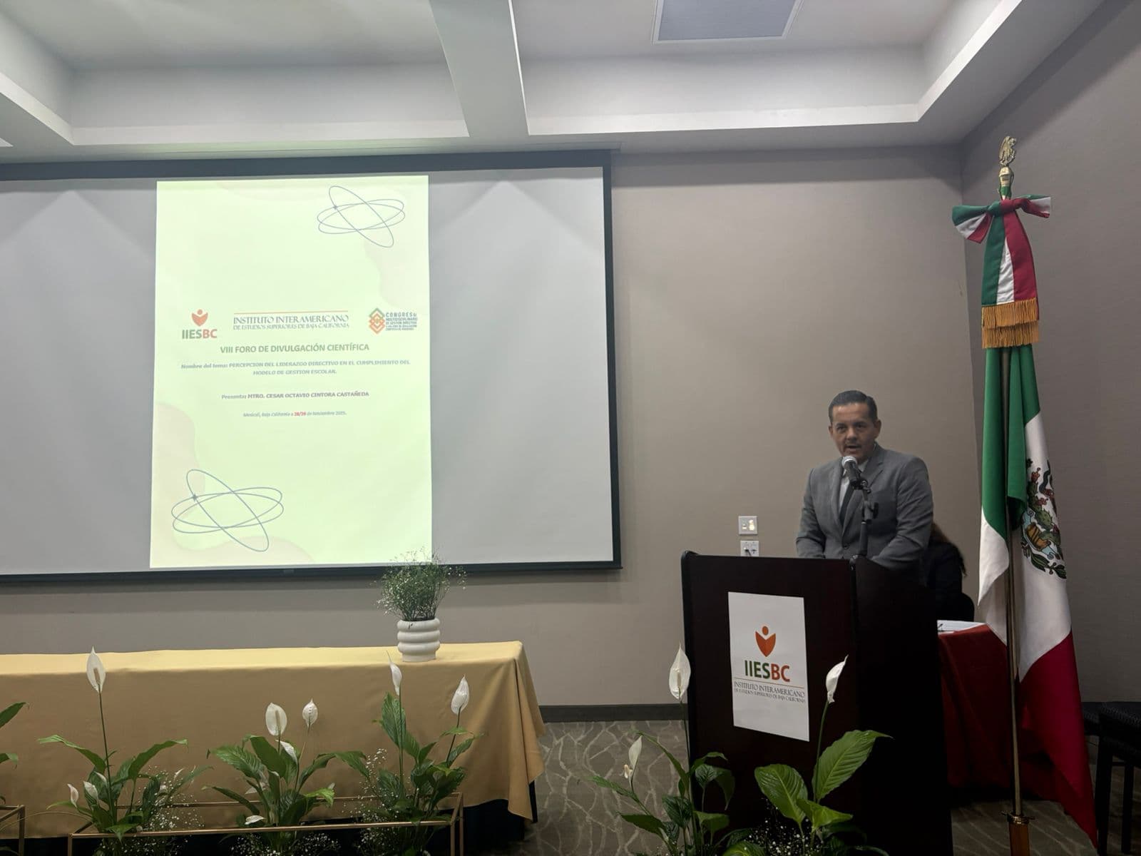 CONGRESO MULTIDISCIPLINARIO DE GESTIÓN DIRECTIVA: "IMPACTO, COMPROMISOS Y ACCIONES COLABORATIVAS EN UN CONTEXTO EDUCATIVO GLOBAL" - Foto 5