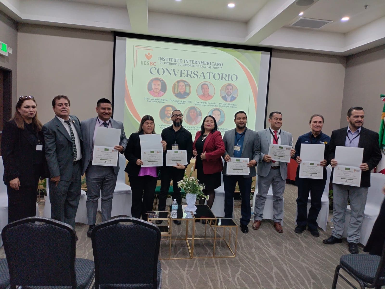 CONGRESO MULTIDISCIPLINARIO DE GESTIÓN DIRECTIVA: "IMPACTO, COMPROMISOS Y ACCIONES COLABORATIVAS EN UN CONTEXTO EDUCATIVO GLOBAL" - Foto 11