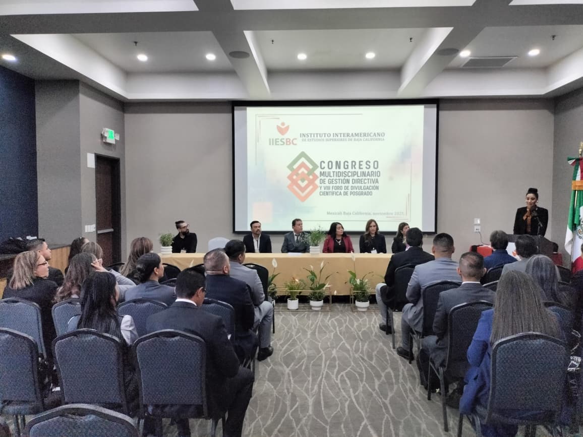 CONGRESO MULTIDISCIPLINARIO DE GESTIÓN DIRECTIVA: "IMPACTO, COMPROMISOS Y ACCIONES COLABORATIVAS EN UN CONTEXTO EDUCATIVO GLOBAL" - Foto 13