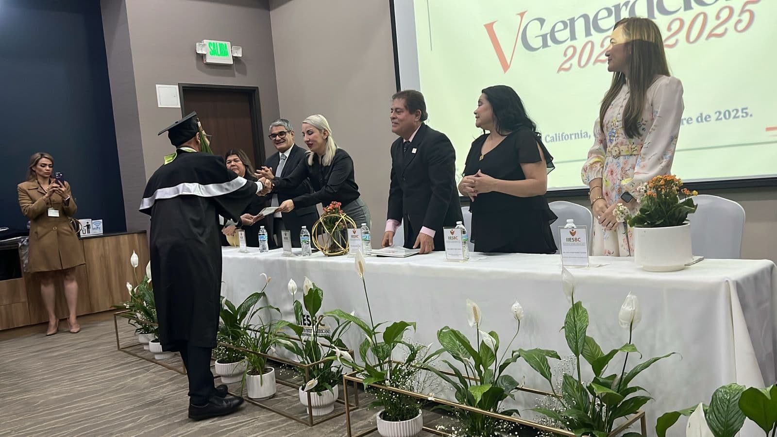 GRADUACIÓN IV GENERACIÓN DOCTORADO EN ADMINISTRACIÓN DE INSTITUCIONES EDUCATIVAS 2023-2025 - Foto 3