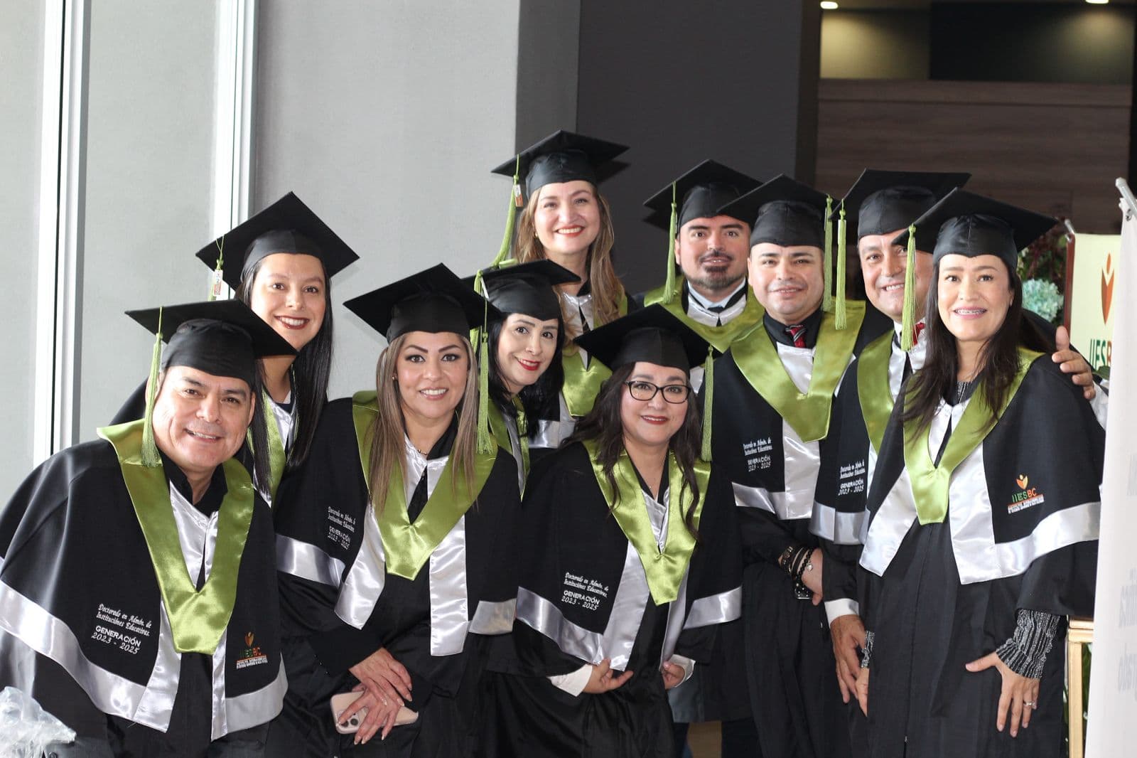 GRADUACIÓN IV GENERACIÓN DOCTORADO EN ADMINISTRACIÓN DE INSTITUCIONES EDUCATIVAS 2023-2025 - Foto 8