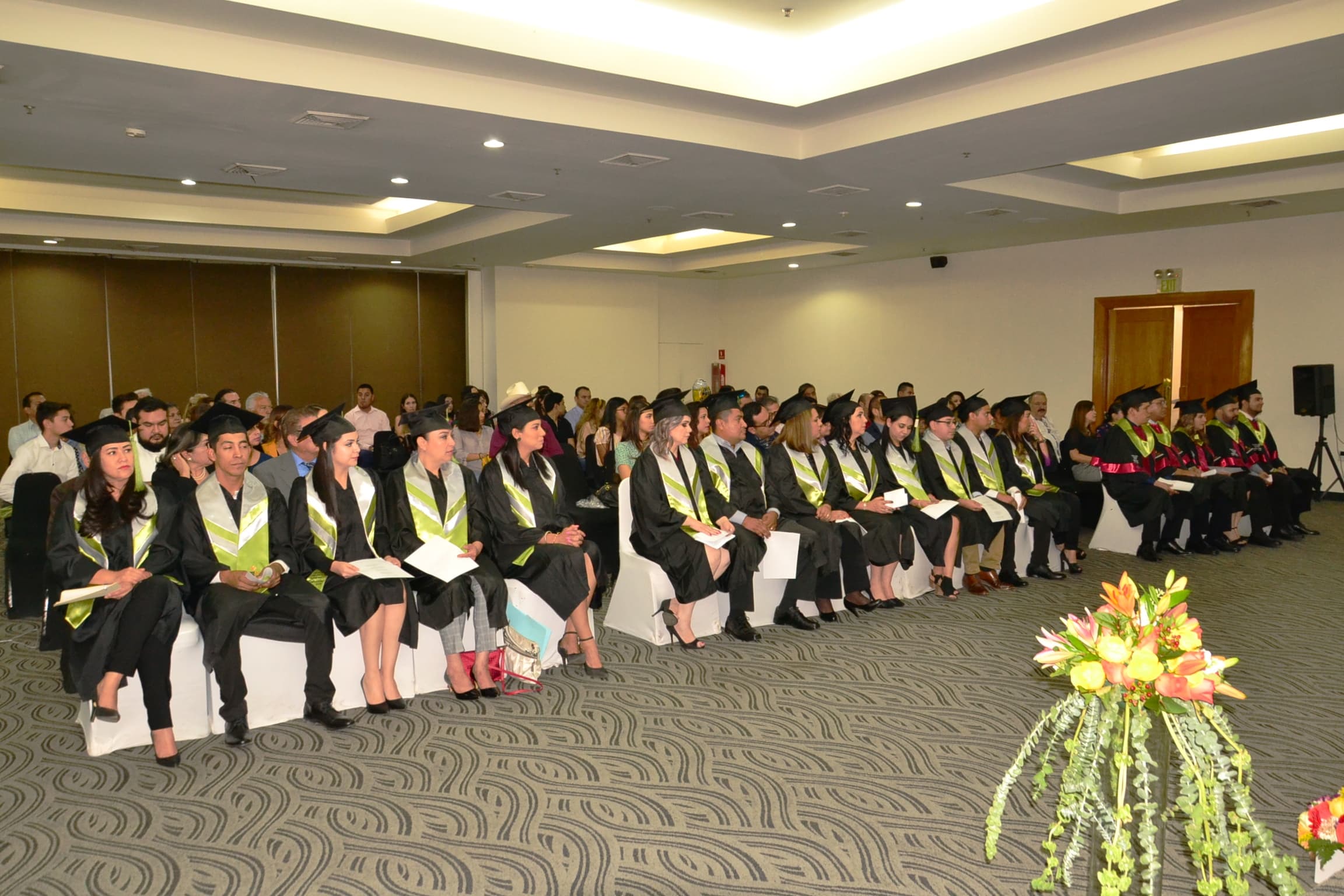 GRADUACIÓN II GENERACIÓN 2017-2019 - Foto 9