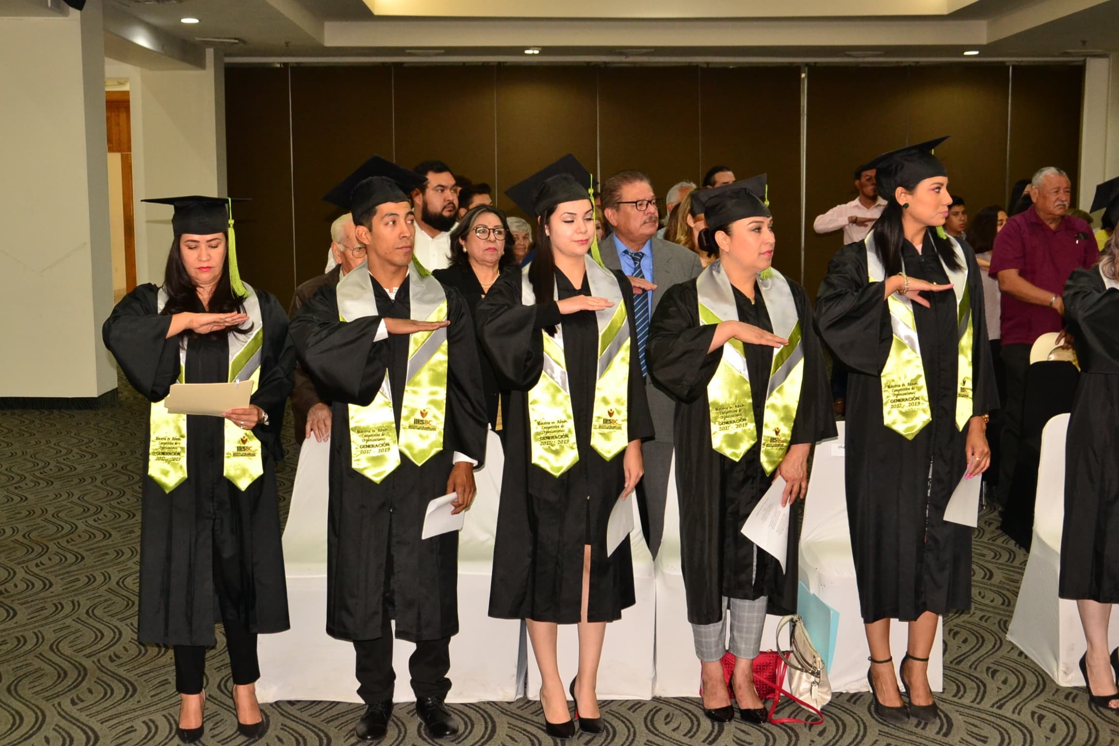 GRADUACIÓN II GENERACIÓN 2017-2019 - Foto 8