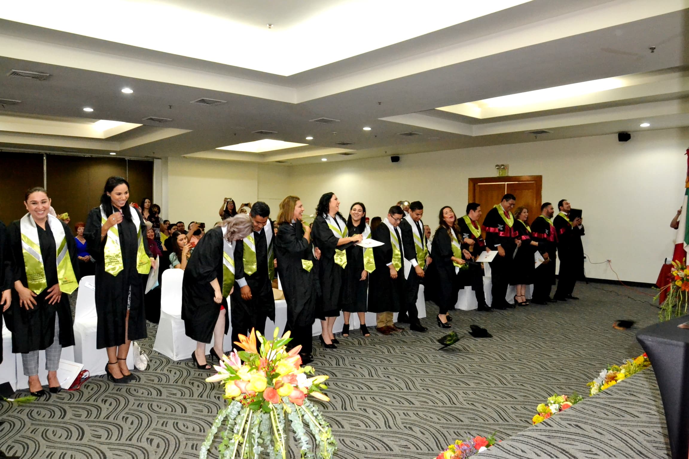 GRADUACIÓN II GENERACIÓN 2017-2019 - Foto 11