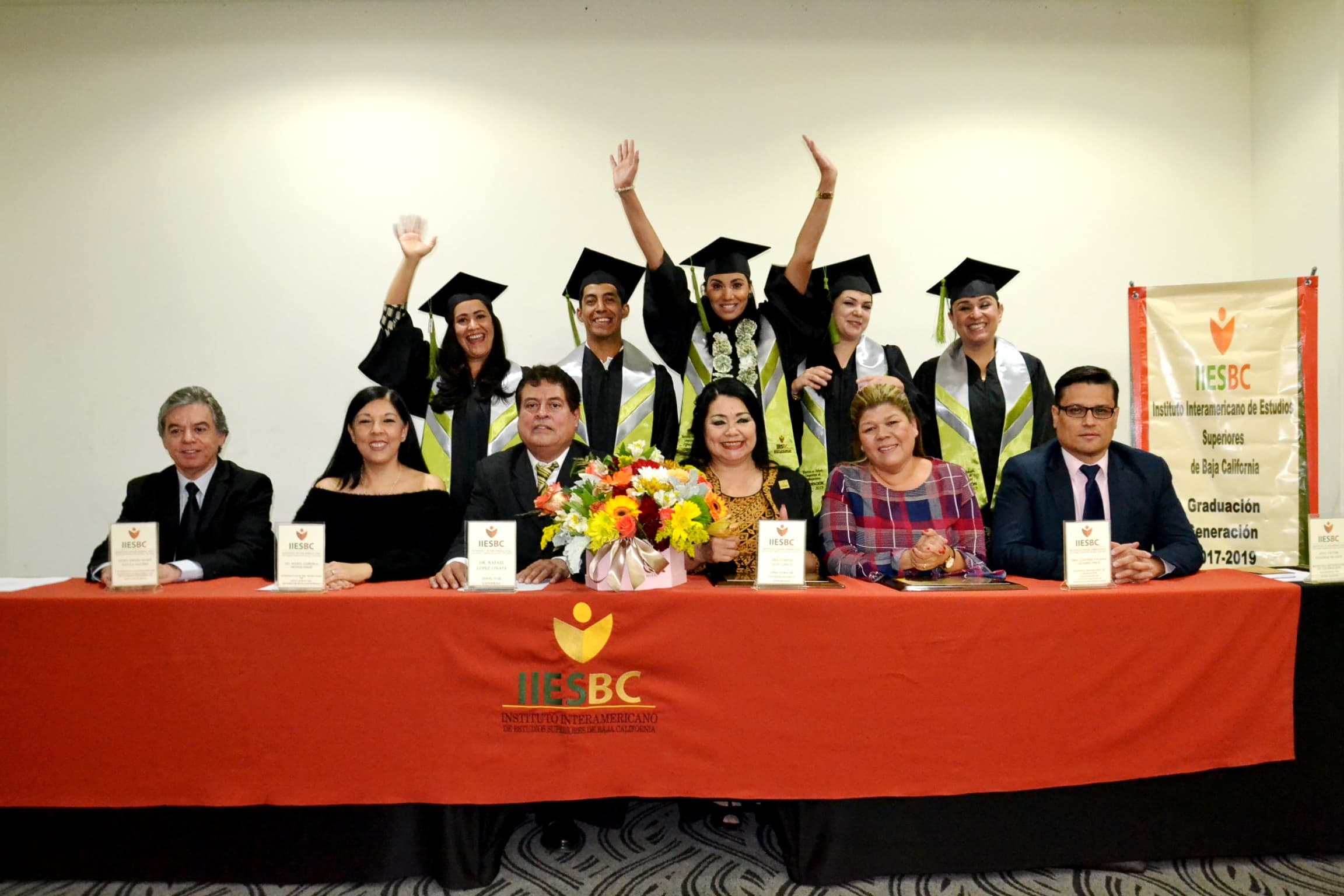 GRADUACIÓN II GENERACIÓN 2017-2019 - Foto 2